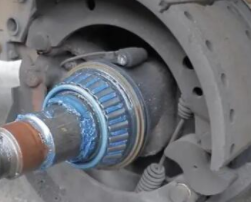 四川铸件铸造厂介绍下刹车盘磨损更换标准